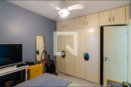 Apartamento à venda com 130m², 3 quartos e 2 vagas Apartamento à venda com 130m², 3 quartos e 2 vagasQuarto 2