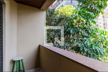 Apartamento à venda com 130m², 3 quartos e 2 vagas Apartamento à venda com 130m², 3 quartos e 2 vagasVaranda da Suíte