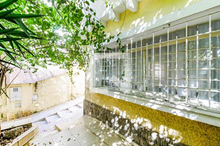 Casa à venda com 120m², 3 quartos e 2 vagasGaragem