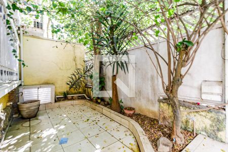 Casa à venda com 120m², 3 quartos e 2 vagasGaragem