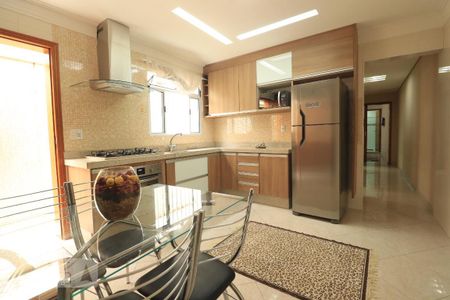 Casa à venda com 136m², 2 quartos e 2 vagasCozinha