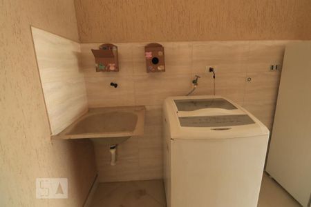 Casa à venda com 136m², 2 quartos e 2 vagasÁrea de Serviço