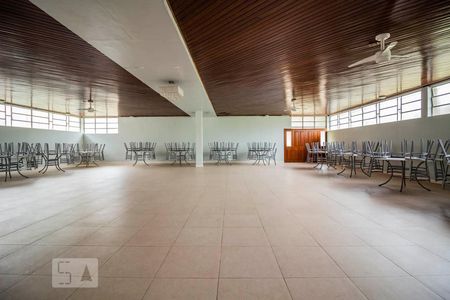 Apartamento à venda com 40m², 1 quarto e sem vaga Apartamento à venda com 40m², 1 quarto e sem vagaSalao de Festa