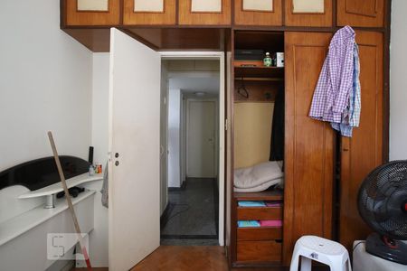 Apartamento à venda com 108m², 3 quartos e 1 vagaQuarto 2