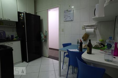 Apartamento à venda com 108m², 3 quartos e 1 vagaCozinha