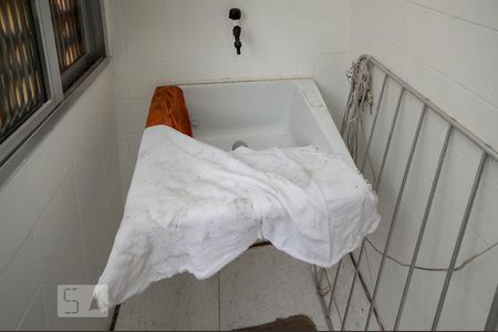 Apartamento à venda com 74m², 2 quartos e 1 vagaÁrea de Serviço