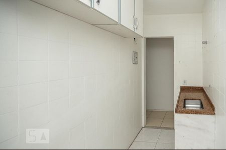 Apartamento à venda com 74m², 2 quartos e 1 vagaCozinha