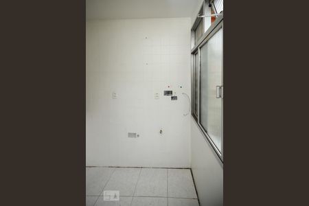 Apartamento à venda com 74m², 2 quartos e 1 vagaÁrea de Serviço