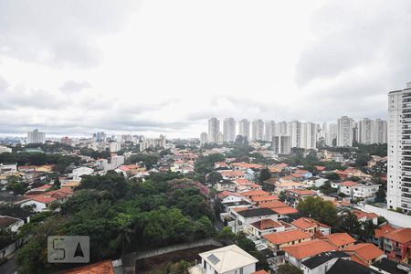 Apartamento à venda com 155m², 4 quartos e 3 vagas Apartamento à venda com 155m², 4 quartos e 3 vagasVista da suíte 3