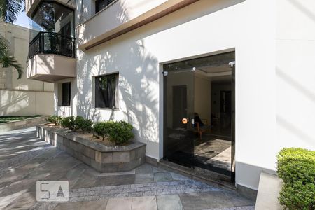 Apartamento para alugar com 112m², 3 quartos e 2 vagas Apartamento para alugar com 112m², 3 quartos e 2 vagasEntrada