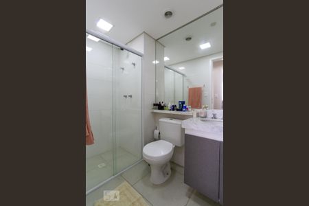 Apartamento à venda com 62m², 2 quartos e 1 vaga Apartamento à venda com 62m², 2 quartos e 1 vagaBanheiro