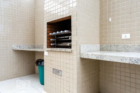 Apartamento à venda com 62m², 2 quartos e 1 vaga Apartamento à venda com 62m², 2 quartos e 1 vagaÁrea comum - Churrasqueira