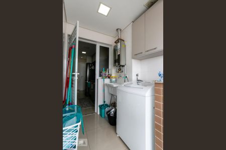 Apartamento à venda com 62m², 2 quartos e 1 vaga Apartamento à venda com 62m², 2 quartos e 1 vagaÁrea de Serviço