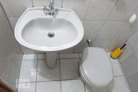 Lavabo de casa para alugar com 3 quartos, 124m² em Itaquera, São Paulo