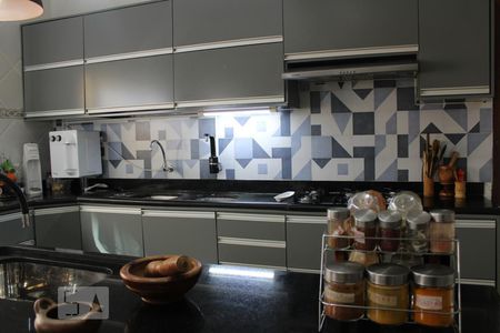 Casa para alugar com 800m², 5 quartos e 5 vagasCozinha