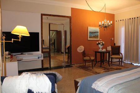 Casa para alugar com 800m², 5 quartos e 5 vagasSuíte máster