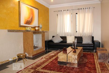 Casa para alugar com 800m², 5 quartos e 5 vagasSala da Lareira