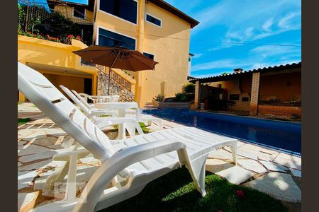 Casa para alugar com 800m², 5 quartos e 5 vagas Casa para alugar com 800m², 5 quartos e 5 vagasÁrea comum - Piscina