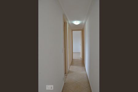 Corredor de apartamento para alugar com 3 quartos, 70m² em Engenho de Dentro, Rio de Janeiro