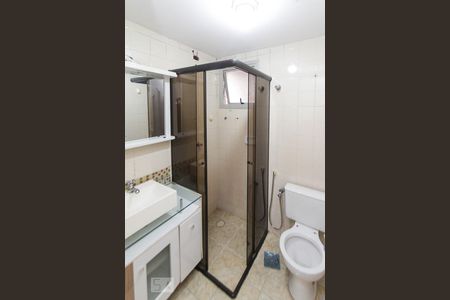 Banheiro de apartamento à venda com 2 quartos, 57m² em Sítio Pinheirinho, São Paulo