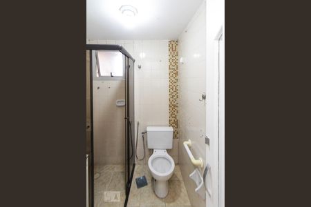 Banheiro de apartamento à venda com 2 quartos, 57m² em Sítio Pinheirinho, São Paulo