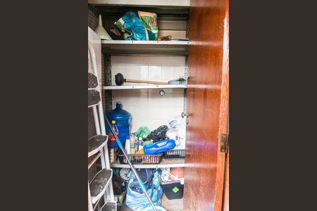 Apartamento à venda com 98m², 3 quartos e 2 vagas Apartamento à venda com 98m², 3 quartos e 2 vagasDespensa