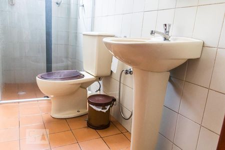 Apartamento à venda com 98m², 3 quartos e 2 vagas Apartamento à venda com 98m², 3 quartos e 2 vagasBanheiro Social
