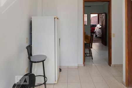 Casa à venda com 596m², 5 quartos e 8 vagas Casa à venda com 596m², 5 quartos e 8 vagasCozinha Edícula