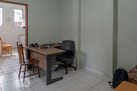 Casa à venda com 596m², 5 quartos e 8 vagas Casa à venda com 596m², 5 quartos e 8 vagasSala Edícula