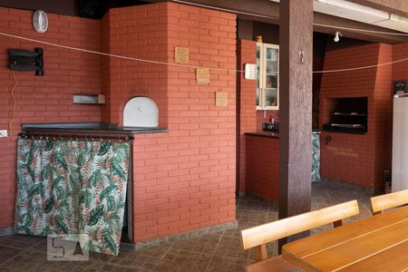 Casa à venda com 596m², 5 quartos e 8 vagas Casa à venda com 596m², 5 quartos e 8 vagasChurrasqueira