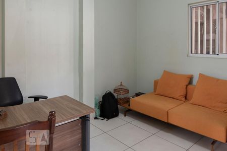 Casa à venda com 596m², 5 quartos e 8 vagas Casa à venda com 596m², 5 quartos e 8 vagasSala Edícula