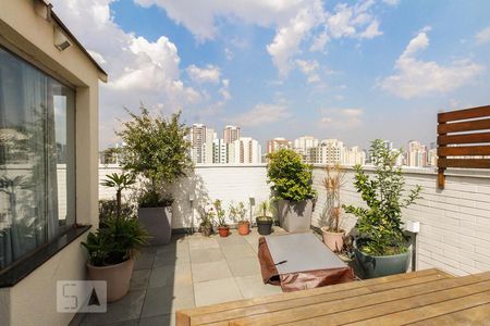 Apartamento à venda com 212m², 3 quartos e 2 vagas Apartamento à venda com 212m², 3 quartos e 2 vagasCobertura
