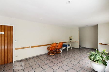 Apartamento à venda com 212m², 3 quartos e 2 vagas Apartamento à venda com 212m², 3 quartos e 2 vagasÁrea comum - Salão de festas