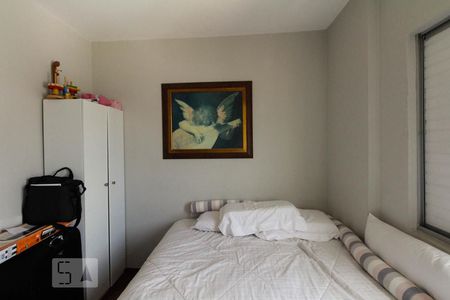 Apartamento à venda com 212m², 3 quartos e 2 vagas Apartamento à venda com 212m², 3 quartos e 2 vagasQuarto 2