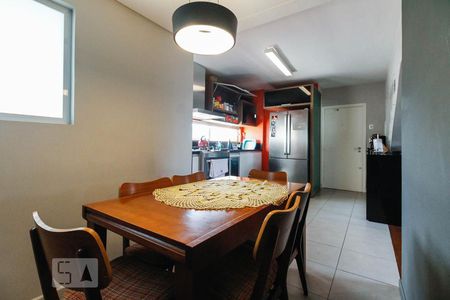 Apartamento à venda com 212m², 3 quartos e 2 vagas Apartamento à venda com 212m², 3 quartos e 2 vagasCopa