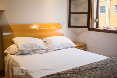 Casa à venda com 677m², 5 quartos e 8 vagas Casa à venda com 677m², 5 quartos e 8 vagasSuíte 2