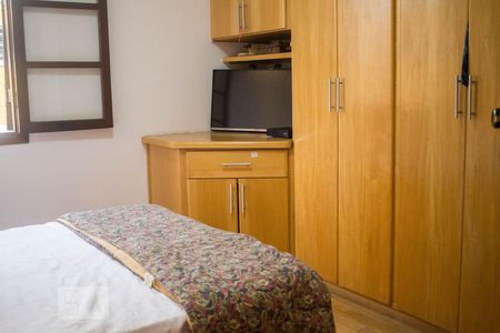 Casa à venda com 677m², 5 quartos e 8 vagas Casa à venda com 677m², 5 quartos e 8 vagasSuíte 2