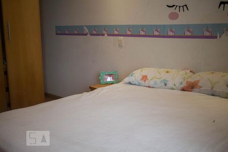 Casa à venda com 677m², 5 quartos e 8 vagas Casa à venda com 677m², 5 quartos e 8 vagasSuíte 5