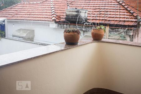 Casa à venda com 677m², 5 quartos e 8 vagas Casa à venda com 677m², 5 quartos e 8 vagasVaranda da Suíte 1