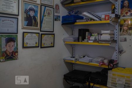 Casa à venda com 677m², 5 quartos e 8 vagas Casa à venda com 677m², 5 quartos e 8 vagasEscritório