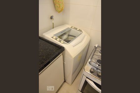 Studio à venda com 35m², 1 quarto e sem vaga Studio à venda com 35m², 1 quarto e sem vagaCozinha