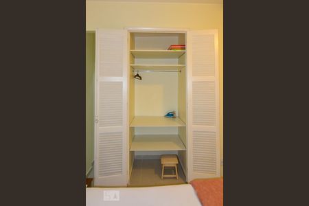 Studio à venda com 35m², 1 quarto e sem vaga Studio à venda com 35m², 1 quarto e sem vagaStudio