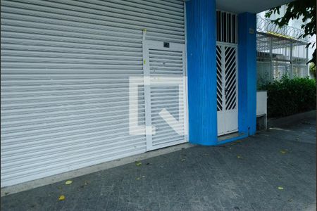 Apartamento à venda com 63m², 2 quartos e sem vaga Apartamento à venda com 63m², 2 quartos e sem vagaFachada