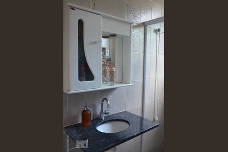 Casa à venda com 330m², 3 quartos e 2 vagasBanheiro de Serviço