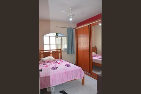 Casa à venda com 330m², 3 quartos e 2 vagasQuarto 1