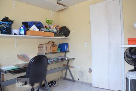 Casa à venda com 330m², 3 quartos e 2 vagasQuarto 3