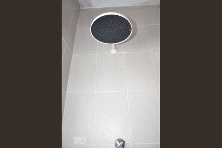 Casa à venda com 330m², 3 quartos e 2 vagasBanheiro social