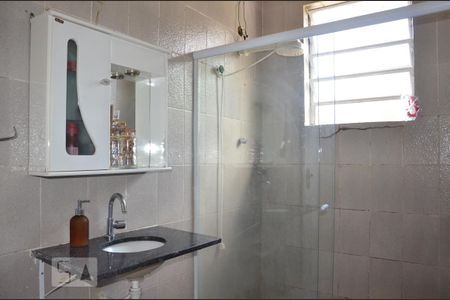 Casa à venda com 330m², 3 quartos e 2 vagasBanheiro de Serviço