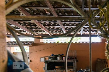 Casa à venda com 196m², 6 quartos e 4 vagas Casa à venda com 196m², 6 quartos e 4 vagasVista do Quarto 1 (Garagem)
