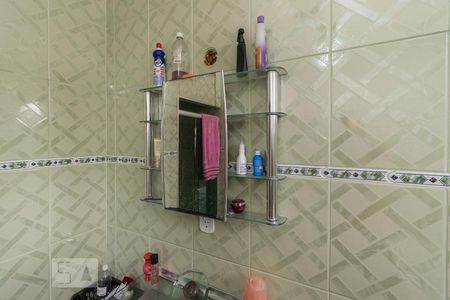 Casa à venda com 196m², 6 quartos e 4 vagas Casa à venda com 196m², 6 quartos e 4 vagasBanheiro da suíte